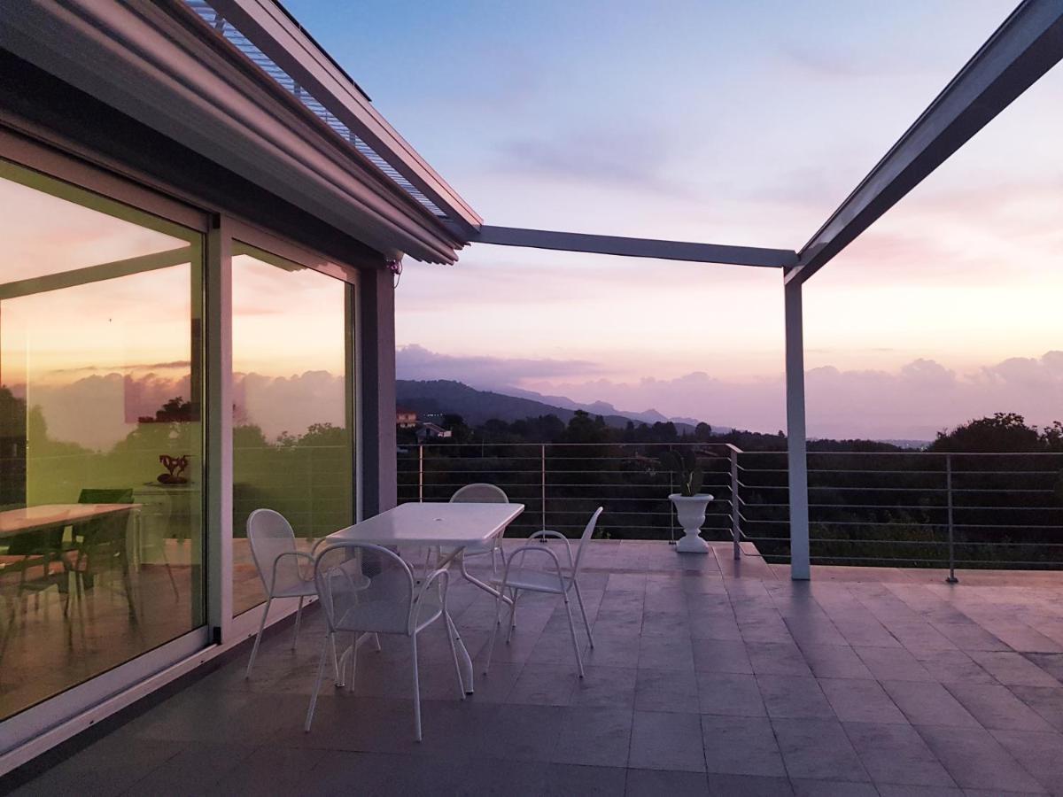 Design Villa In Piedimonte Etneo Exterior photo