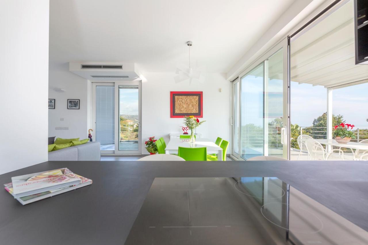 Design Villa In Piedimonte Etneo Exterior photo