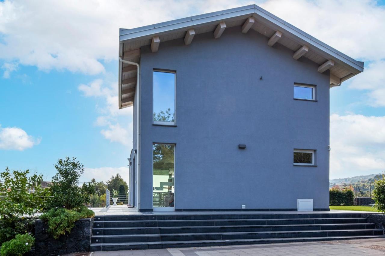 Design Villa In Piedimonte Etneo Exterior photo